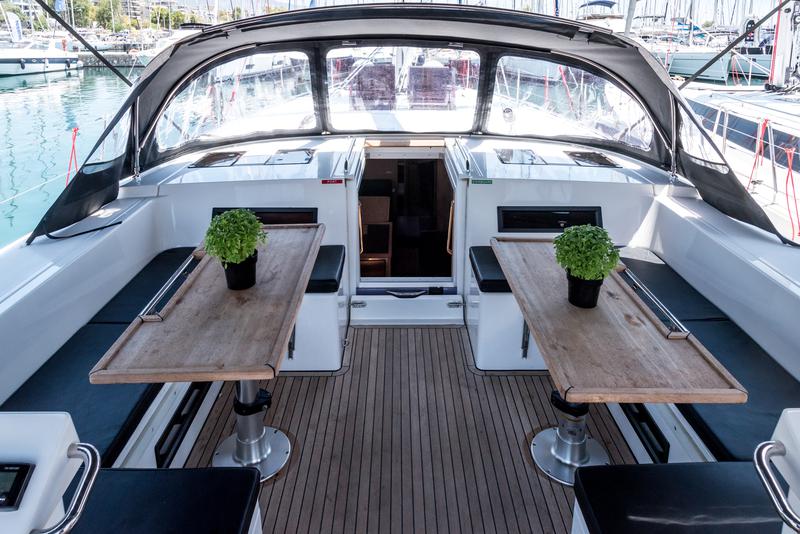 Book yachts online - sailboat - Bavaria C50 - Amalthia - rent