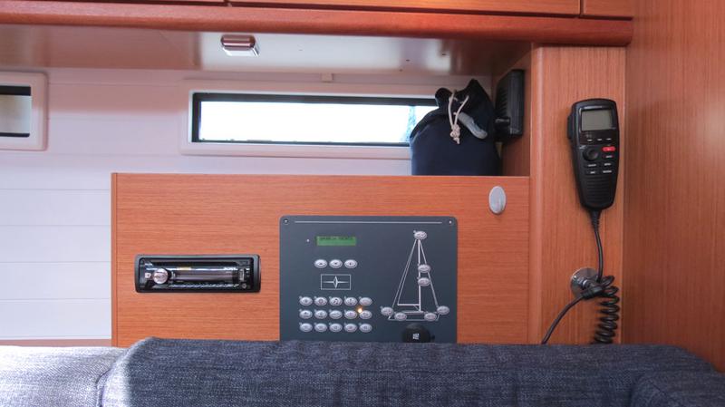 Book yachts online - sailboat - Bavaria Cruiser 46 - Sita - rent