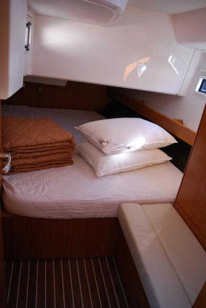 Book yachts online - sailboat - Bavaria Cruiser 41 - Kalypso - rent