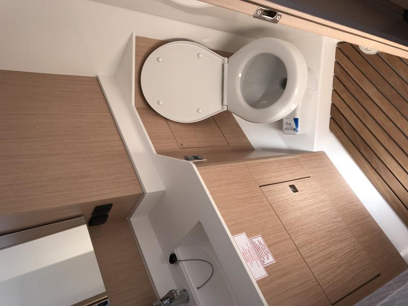 Book yachts online - sailboat - Bavaria C45 Style - Allegra - rent