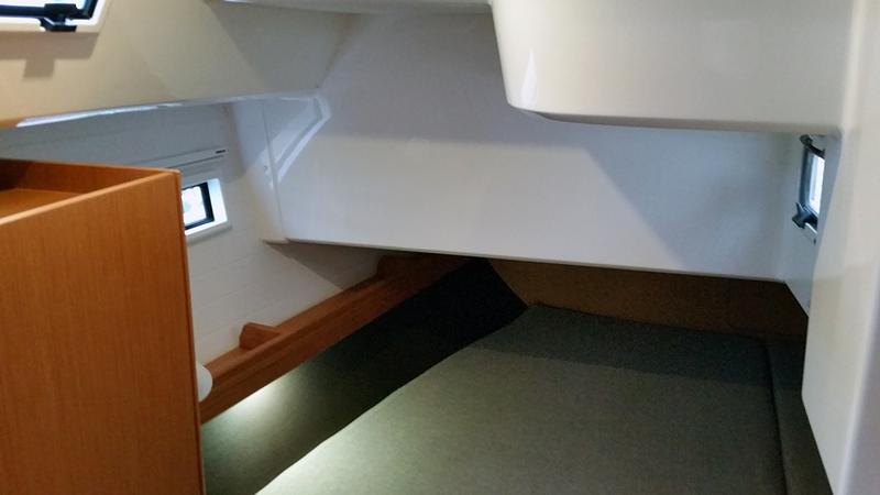 Book yachts online - sailboat - Bavaria Cruiser 41 - Fireball - rent