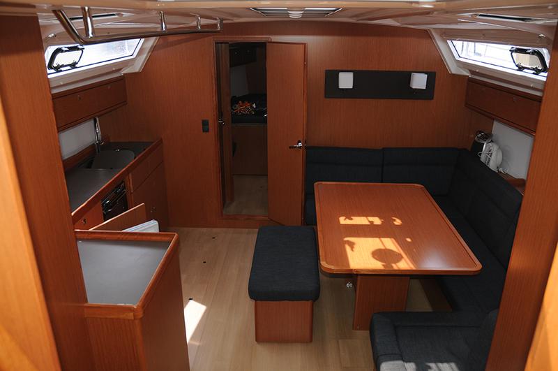 Book yachts online - sailboat - Bavaria Cruiser 46 L - Lucy Ball - rent