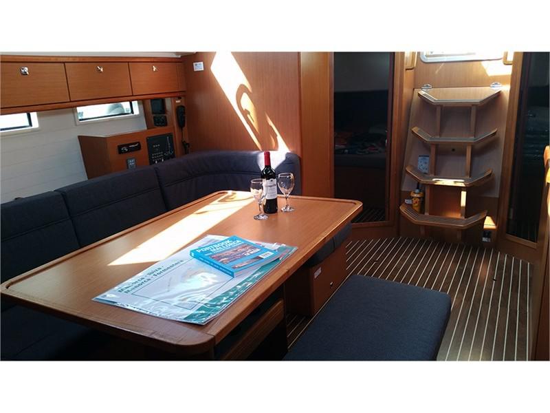 Book yachts online - sailboat - Bavaria Cruiser 46 C - Casino Royale - rent