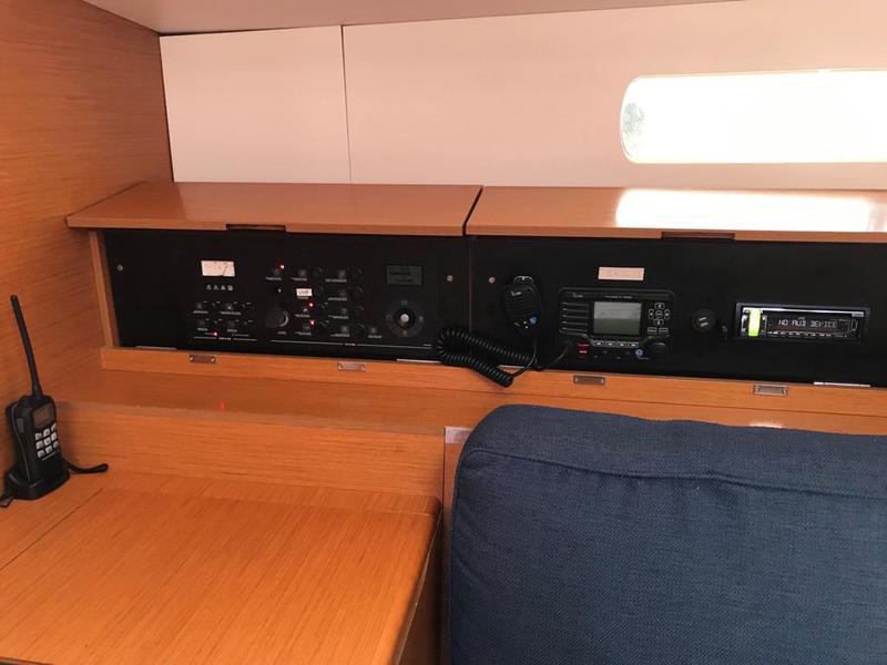 Book yachts online - sailboat - Sun Odyssey 519 - Alboran Cognac (Las Galletas) - rent