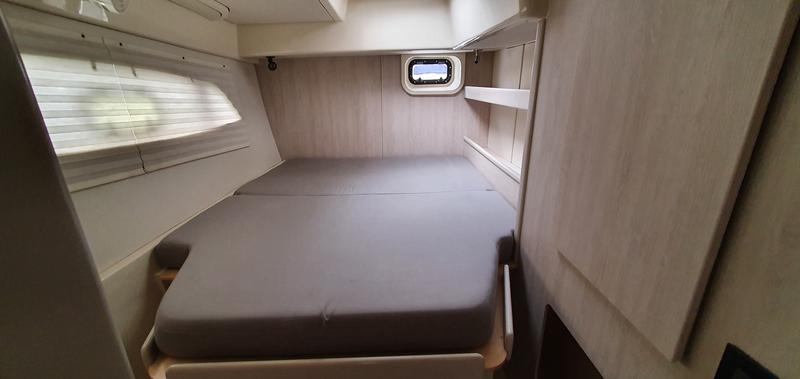 Book yachts online - catamaran - Leopard 44 - La Luna (Radazul) - rent