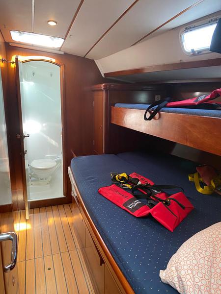Book yachts online - sailboat - Beneteau 50-4 - Alboran Bikini (Radazul) - rent
