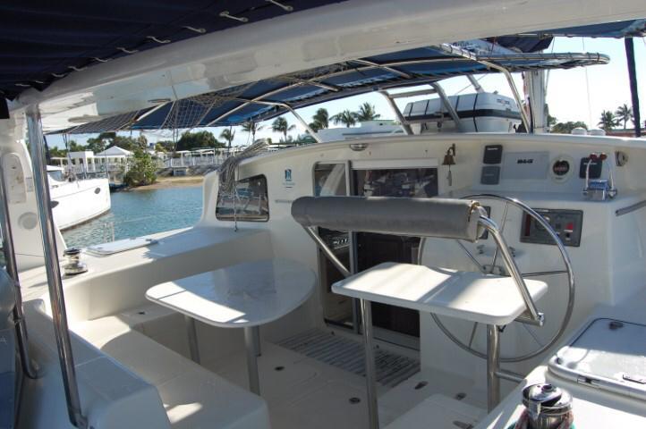 Book yachts online - catamaran - Voyage 440 (2003) - Alboran Mahanga (Majorca) - rent
