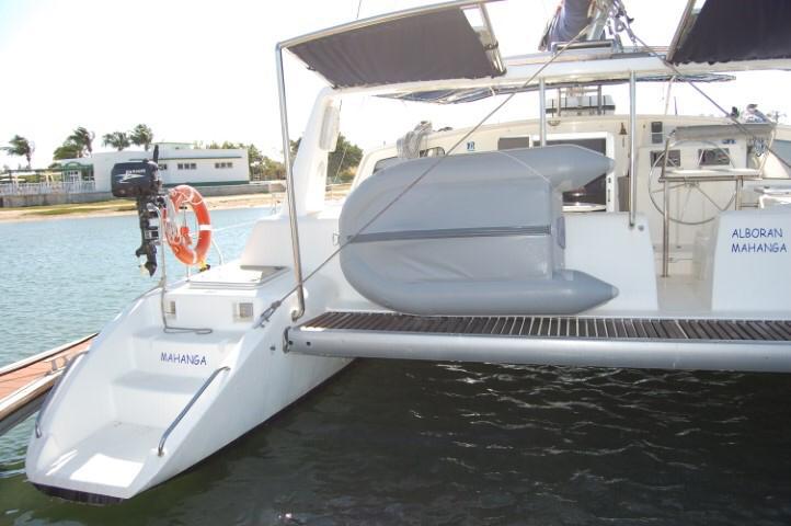 Book yachts online - catamaran - Voyage 440 (2003) - Alboran Mahanga (Majorca) - rent