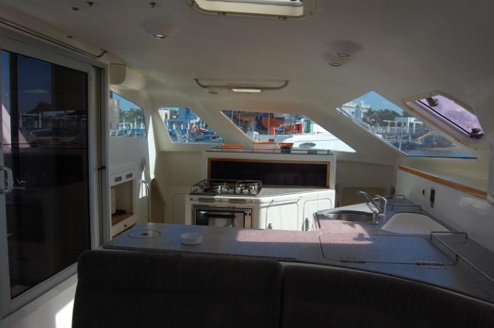 Book yachts online - catamaran - Voyage 440 (2003) - Alboran Mahanga (Majorca) - rent