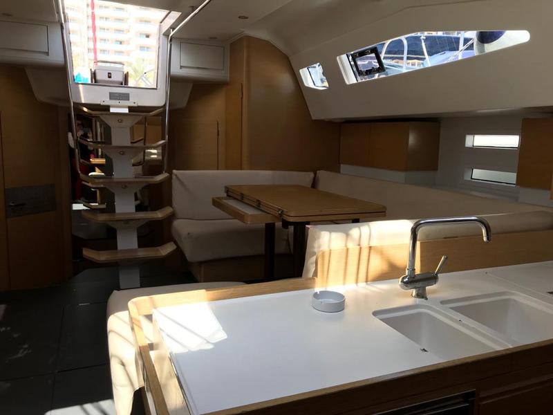 Book yachts online - sailboat - Elan 50 Impression - Alboran Mai-Tai (Radazul) - rent