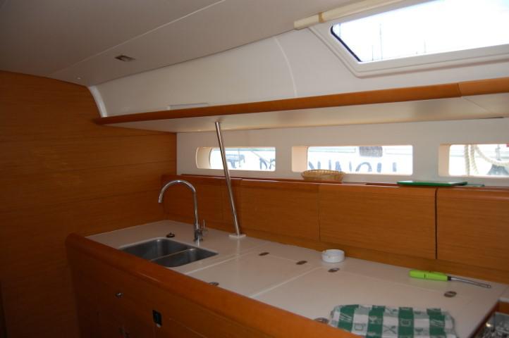 Book yachts online - sailboat - Sun Odyssey 519 - Alboran Champagne (Cabo Verde) - rent