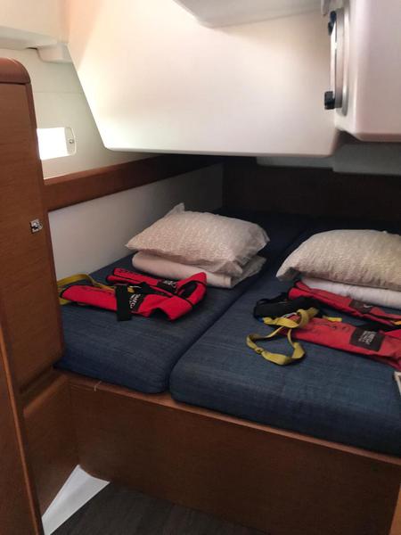 Book yachts online - sailboat - Sun Odyssey 519 - Alboran Prosecco (Majorca) - rent