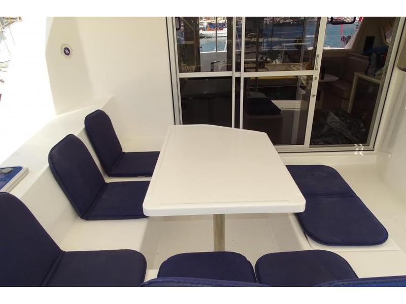 Book yachts online - catamaran - Leopard 44 - La Luna (Majorca) - rent