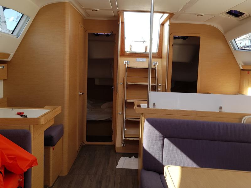 Book yachts online - sailboat - Elan Impression 45 - Filin - rent