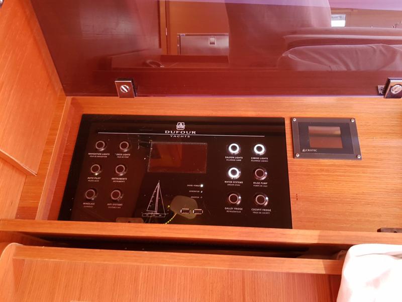Book yachts online - sailboat - Dufour 460 Grand Large - Ibis - rent