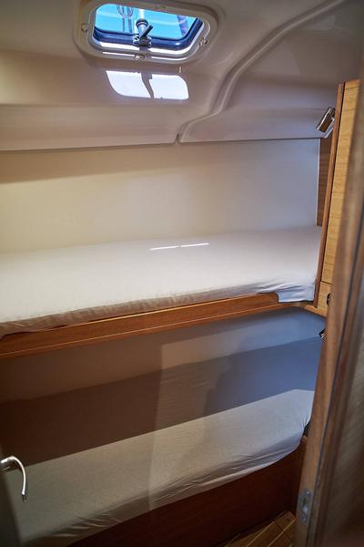 Book yachts online - sailboat - Elan Impression 45 - Flamingo - rent
