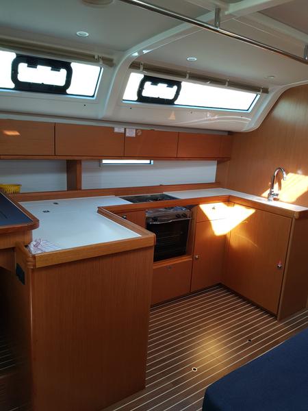 Book yachts online - sailboat - Bavaria Cruiser 51 - Kondor - rent