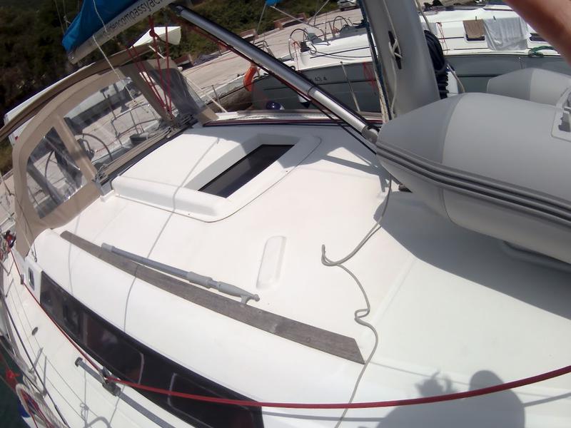 Book yachts online - sailboat - BENETEAU Cyclades 39.3.2 REFIT 2019 - CORAL    - rent