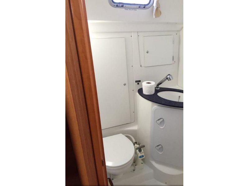 Book yachts online - sailboat - BENETEAU Cyclades 50.5 2009-10 REFIT 2019 - EMERALD  Cp - rent