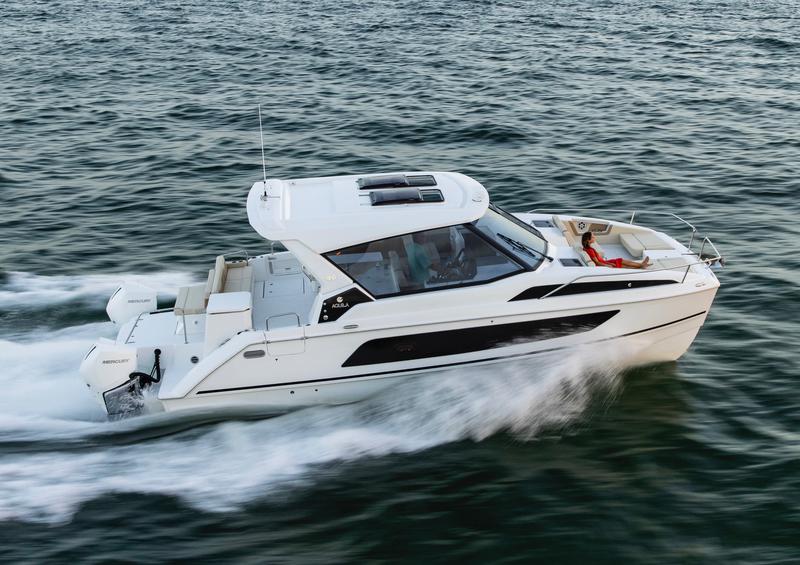 Book yachts online - motorboat - Aquila 36 - Joy - rent