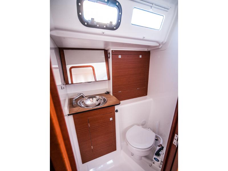 Book yachts online - sailboat - Dufour 350 Grand Large - RONJA 2017 - rent