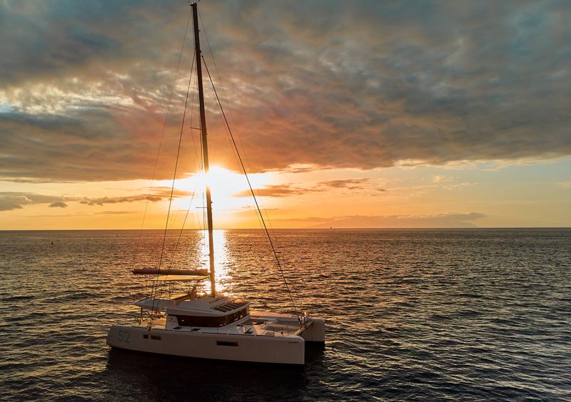 Book yachts online - catamaran - Lagoon 52F - Neptuno  - rent