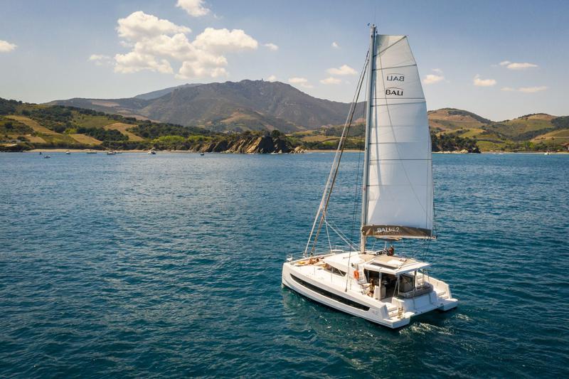 Book yachts online - catamaran - Bali 4.2 - Satisfaction - rent