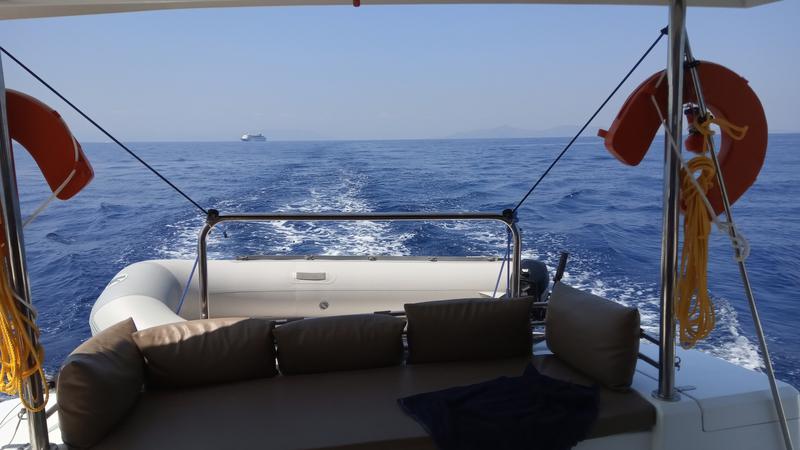 Book yachts online - catamaran - Bali 4.1 - Double Kiss - rent