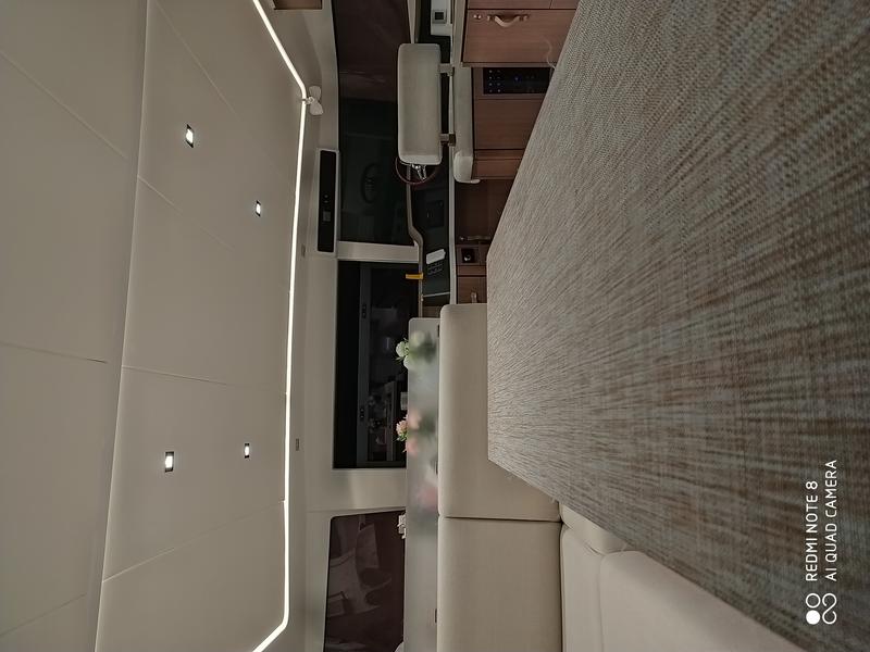 Book yachts online - powercatamaran - Bali 4.3 MY - Flying Dream  - rent