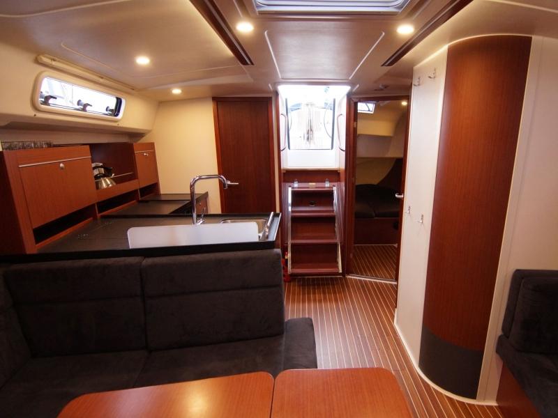 Book yachts online - sailboat - Hanse 415 - Mickey - rent