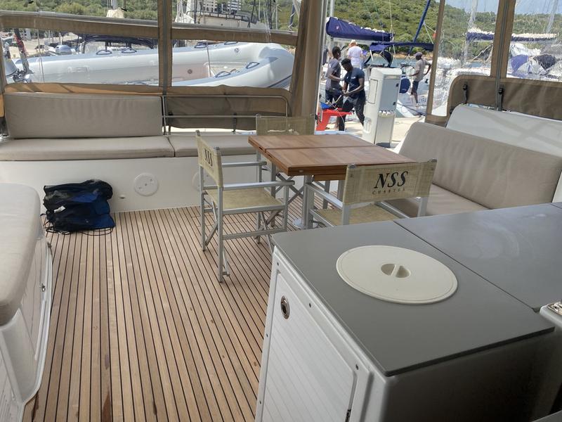 Book yachts online - catamaran - Lagoon 46 - Blue Alma (A/C, WM, Generator, Inverter 12/220V) - rent