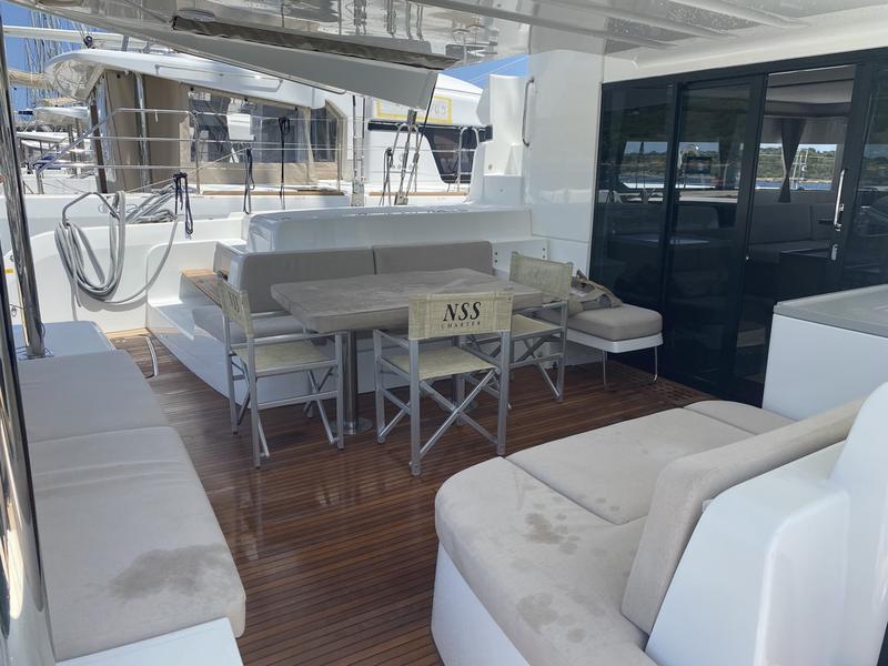 Book yachts online - catamaran - Lagoon 50 - Croda Rossa - rent