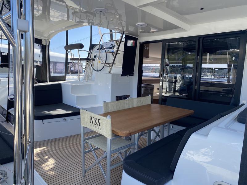 Book yachts online - catamaran - Lagoon 42 - Diadema (A/C, WM, Generator, Inverter) - rent