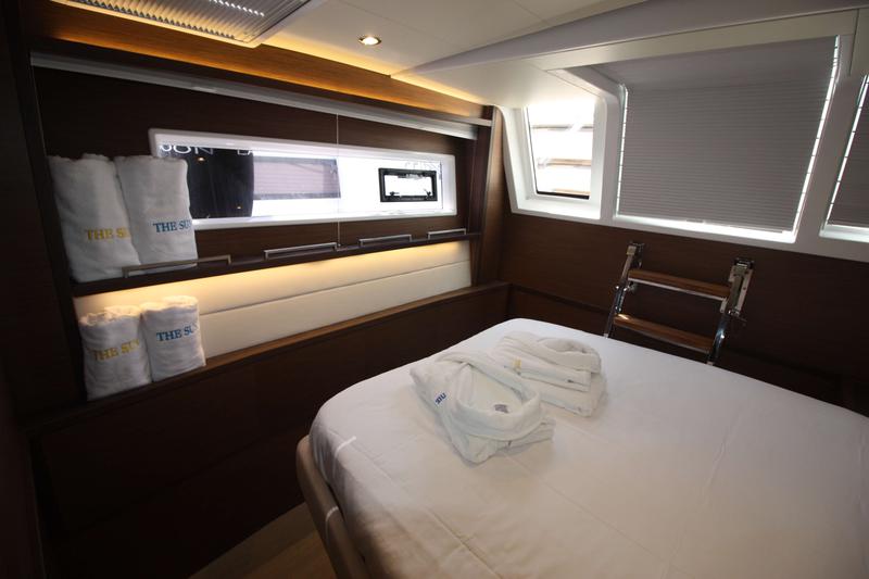 Book yachts online - catamaran - Lagoon 620 (10+3) - The Sun (TOR) (5 cab + 3 crew) (AC, WM, Generator, Inverter, Tender Lift) - rent