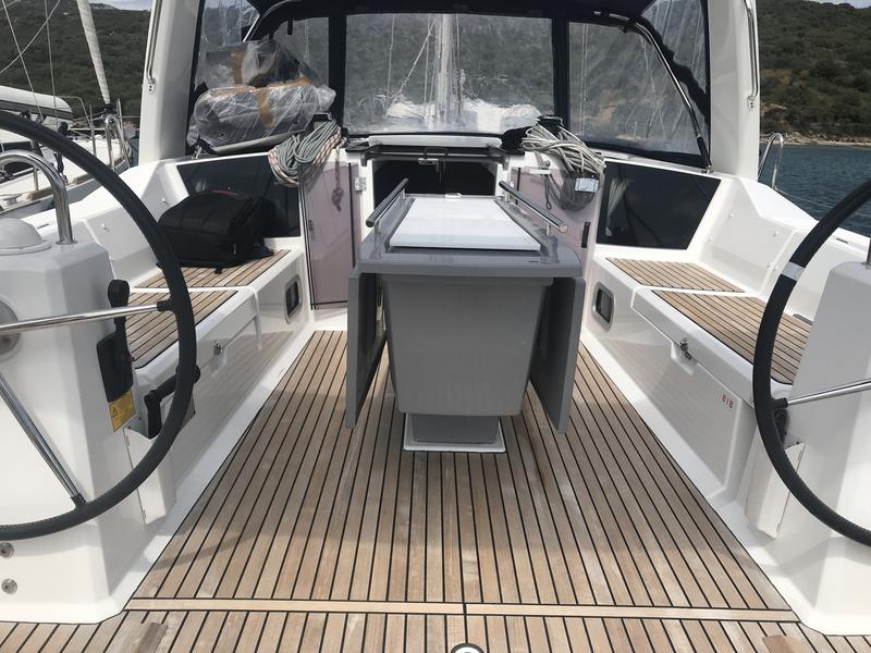 Book yachts online - sailboat - Oceanis 41.1 - Achemar - rent