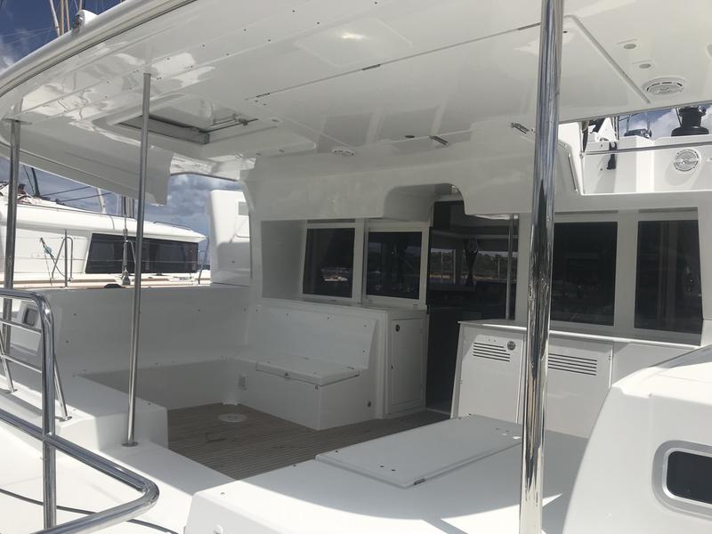 Book yachts online - catamaran - Lagoon 450F - Cor Caroli (GND) (A/C, WM, Generator, Inverter) - rent