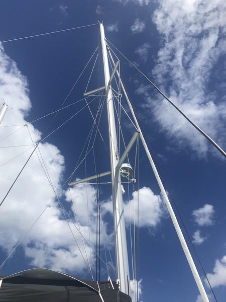 Book yachts online - catamaran - Lagoon 450F - Cor Caroli (GND) (A/C, WM, Generator, Inverter) - rent