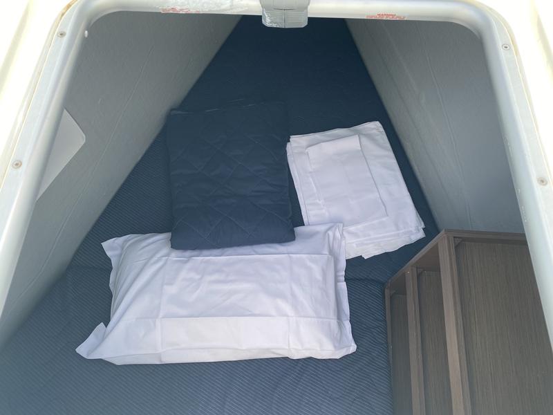 Book yachts online - catamaran - Lagoon 46 - Rolling Stones (A/C, WM, Generator, Inverter 12/220V) - rent