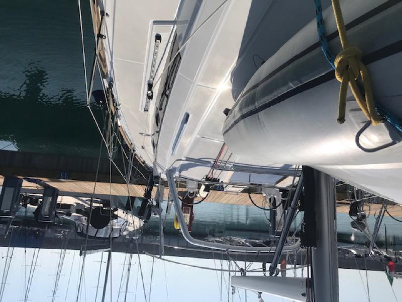 Book yachts online - sailboat - Oceanis 38.1 - Zosma - rent