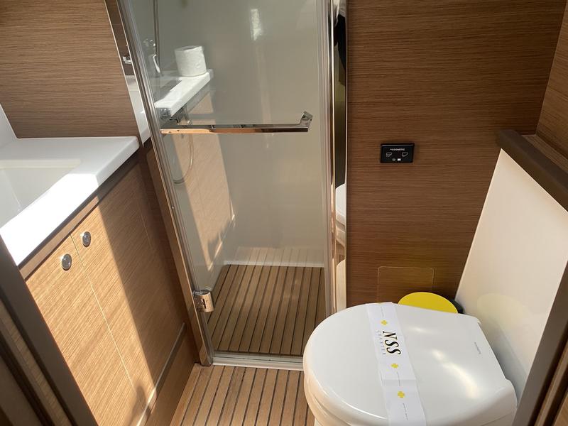 Book yachts online - catamaran - Lagoon 52F (5 cab) - Naka (MAR) - rent