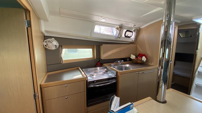 Book yachts online - sailboat - Oceanis 35.1 - Nodus - rent