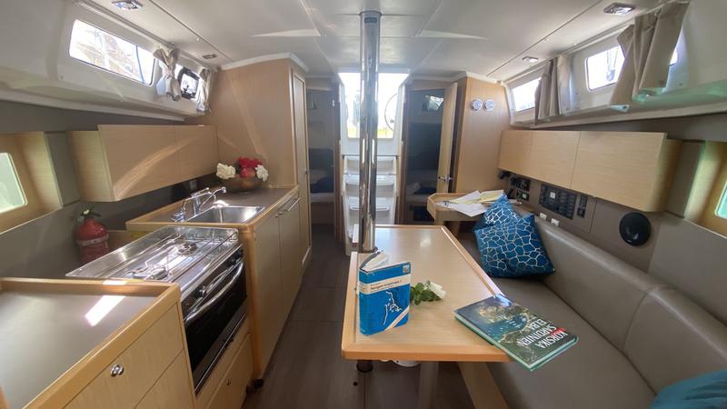 Book yachts online - sailboat - Oceanis 35.1 - Nodus - rent