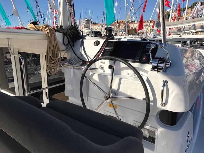 Book yachts online - catamaran - Lagoon 40 - Saudade (Watermaker) - rent