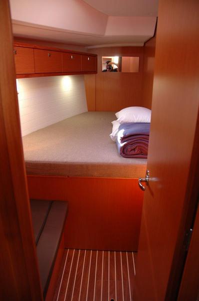 Book yachts online - sailboat - Bavaria Cruiser 46 - Sadira - rent