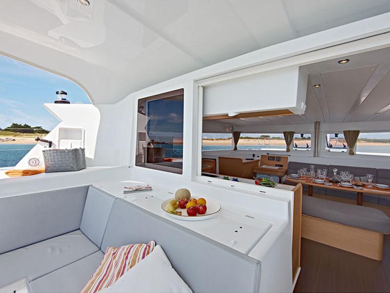 Book yachts online - catamaran - Lagoon 421 - Nordea - rent