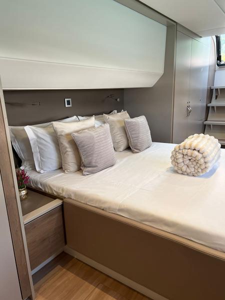 Book yachts online - catamaran - Bali 5.4 - Virginia - rent