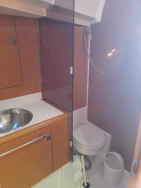 Book yachts online - sailboat - Sun Odyssey 439 - Mira - rent