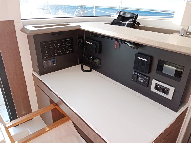 Book yachts online - catamaran - Bali 4.2 - aMare - rent