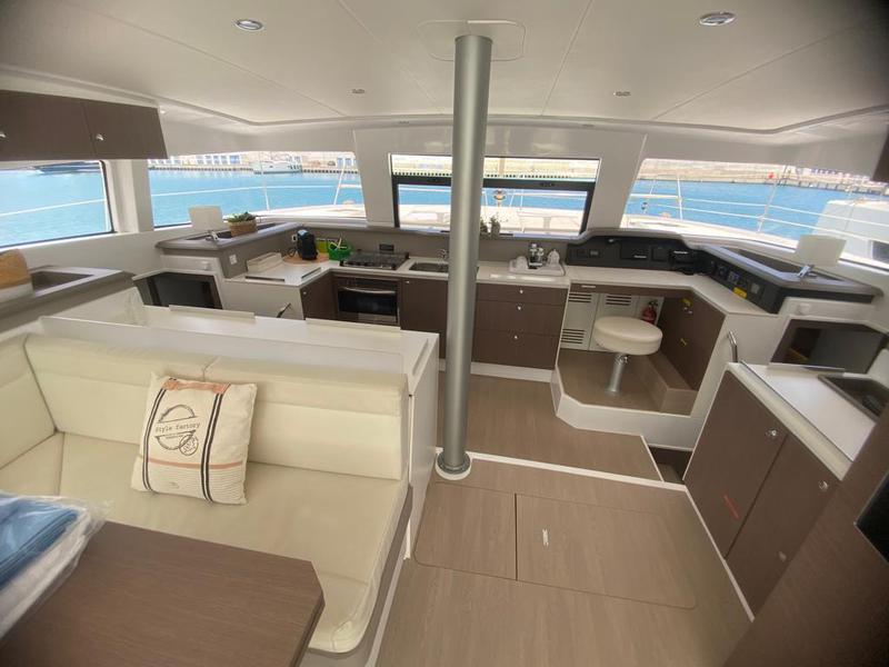 Book yachts online - catamaran - Bali 4.3 Anemos - ANEMOS - rent