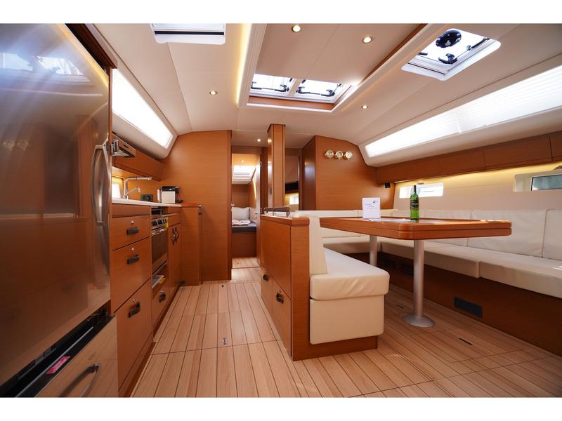 Book yachts online - sailboat - Jeanneau 54 - Cappuccino Due - rent